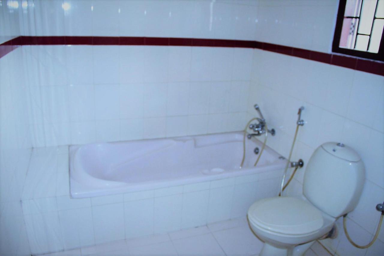 Hotel East Coast Thiruvananthapuram Zewnętrze zdjęcie