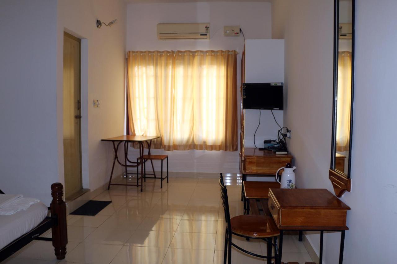 Hotel East Coast Thiruvananthapuram Zewnętrze zdjęcie