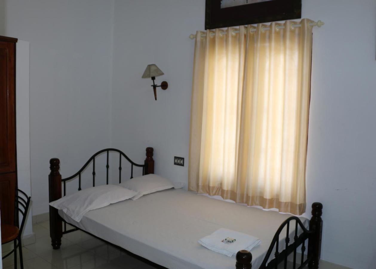 Hotel East Coast Thiruvananthapuram Zewnętrze zdjęcie