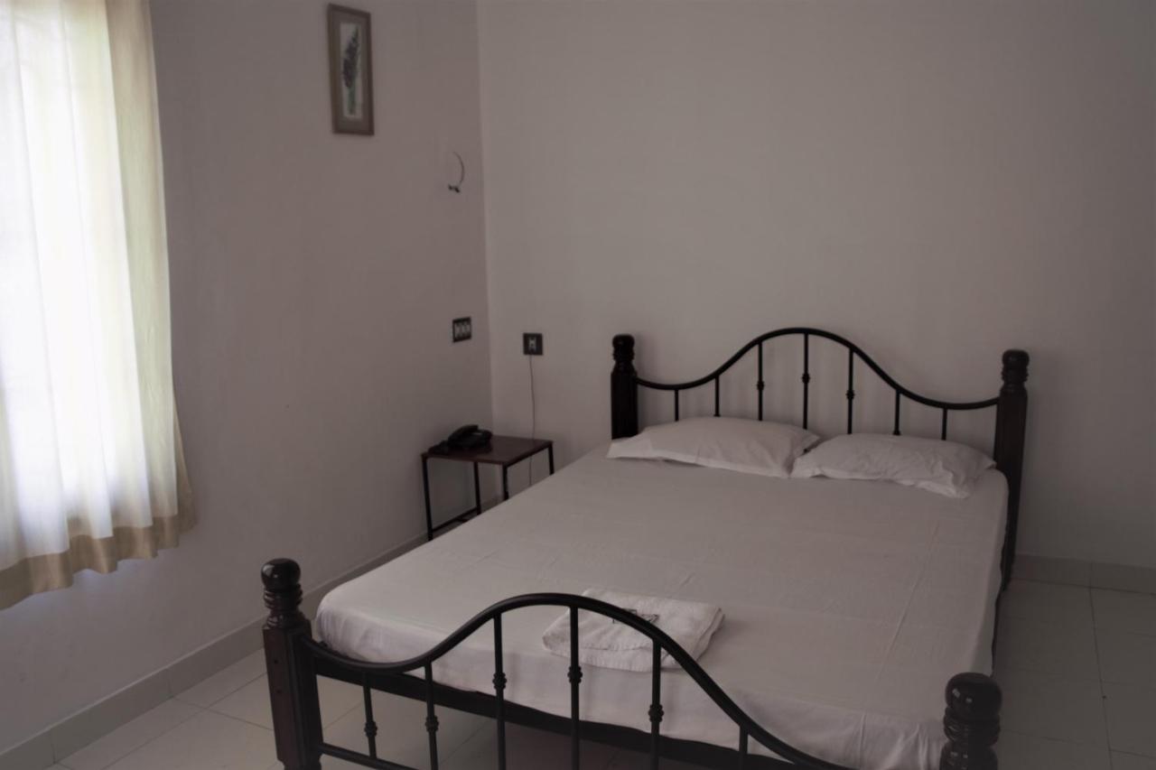 Hotel East Coast Thiruvananthapuram Zewnętrze zdjęcie