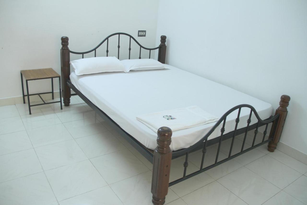Hotel East Coast Thiruvananthapuram Zewnętrze zdjęcie